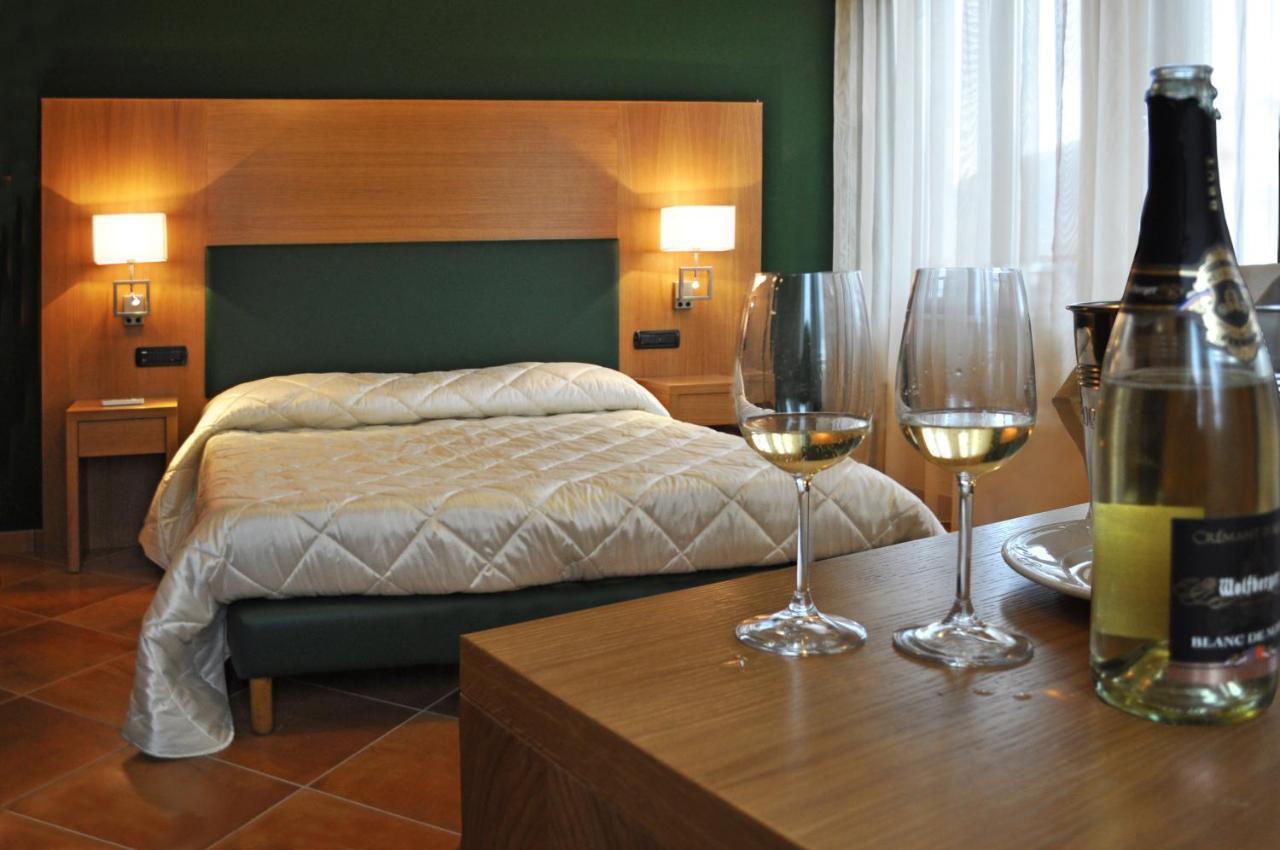 Mingone Hotel Ristorante Isola di Liri Habitación foto